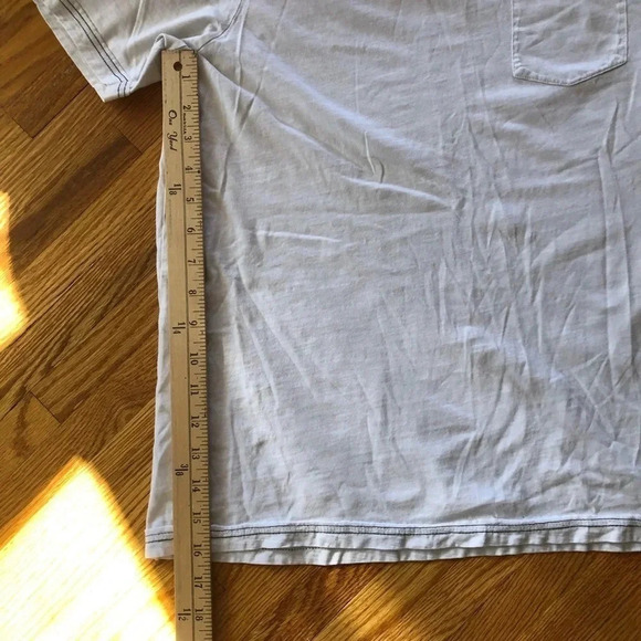 Free planet white tee - Picture 2 of 4